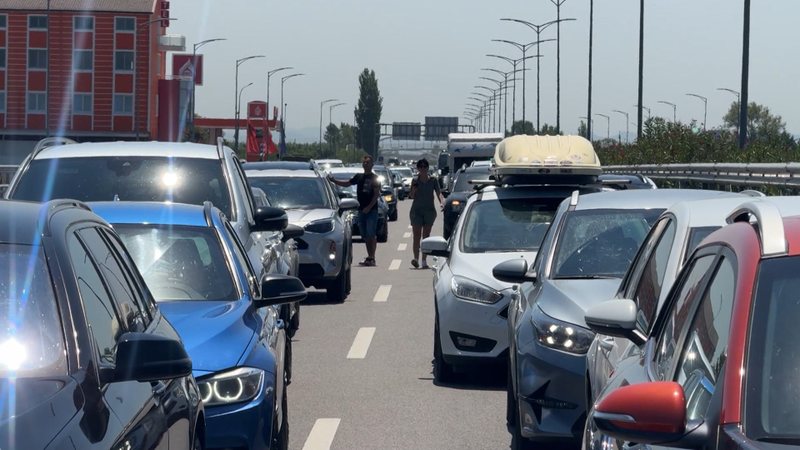 17:36 Hyjnë në fuqi ndryshimet në Kodin Rrugor! Shoferët ta harrojnë alkoolin, u hiqet patenta përgjithmonë