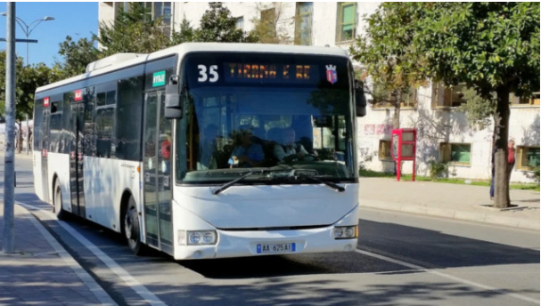 Transporti publik në krizë financiare, operatorët paralajmërojnë reduktim të flotës me 20-30%