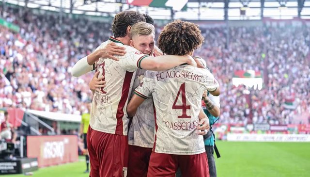 Bundesliga/ Tetë gola në dy ndeshje, Schalke e nis me humbje të thellë