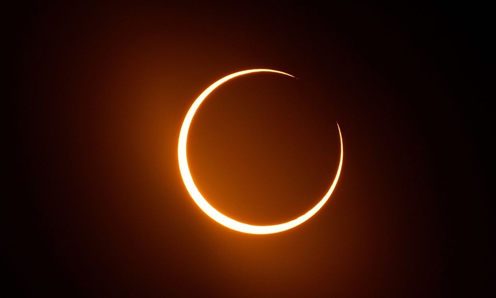 Eklipsi total i Diellit/ Spektakli astronomik i 12 gushtit, çfarë do të shohin shqiptarët