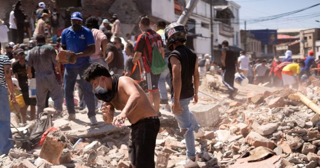 Mrekullitë pas tërmetit, psherëtima që shpëtoi foshnjën 36 orë pas shkatërrimit në Kolumbi