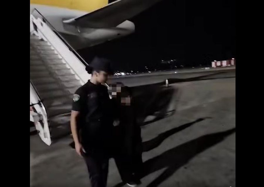 14:00 Balla për riatdhesimin e 5 shqiptarëve nga Siria dhe Iraku: Operacioni u mbyll me sukses