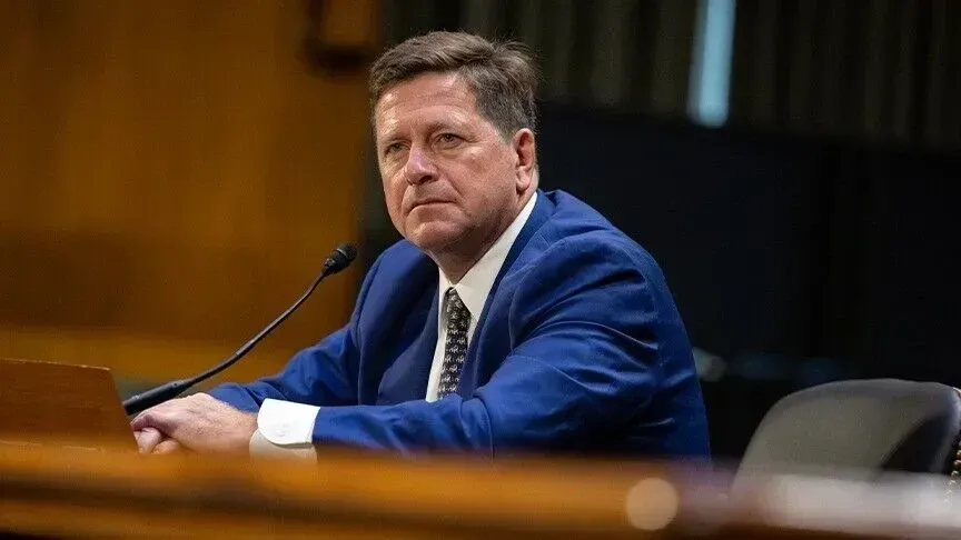 Jay Clayton betohet si drejtori i 9-të i Inteligjencës Kombëtare