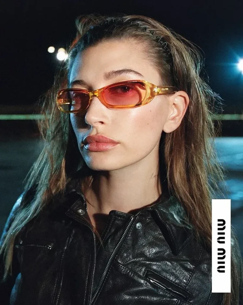 Hailey Bieber sapo riktheu një trend të viteve 2000 që shumë prej nesh e kishin harruar