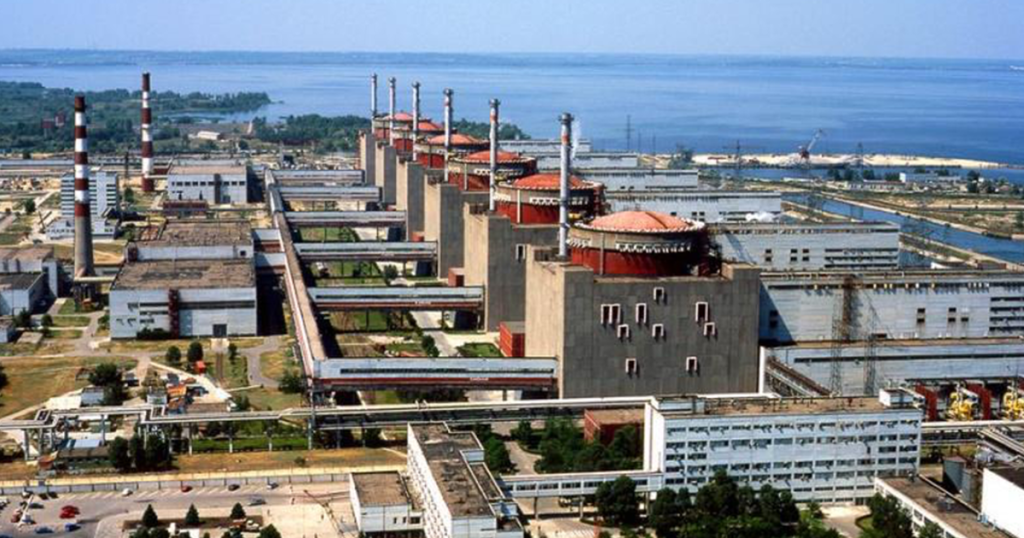 IAEA: Stoqet e pakta të karburantit rrezikojnë centralin bërthamor të Zaporizhias