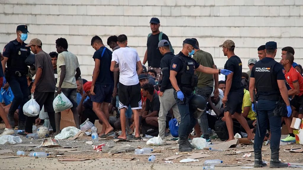 Ministria e Shëndetësisë mobilizon vaksinat në Ceuta pas rasteve me tuberkuloz dhe zgjebe