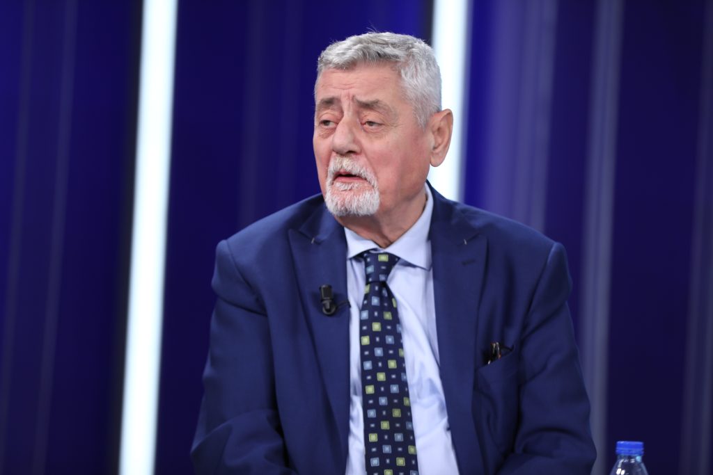 Dash Shehi: Mbledhjet e Ramës si pleniumet e Enverit! Ripëtëritja e Berishës nuk do të sjellë asgjë