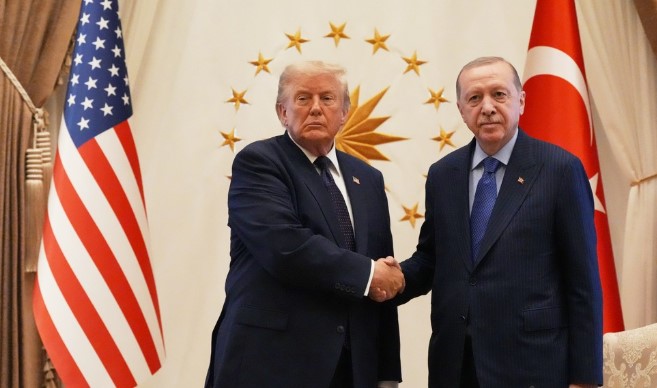 Erdogan zhvillon bisedë telefonike me Trumpin, Presidenca turke zbulon diskutimet