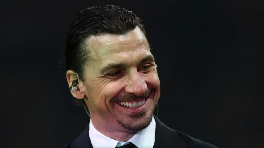 Nuk bëri asnjë reagim për ndarjen nga jeta të Franco Baresit, tifozët e Milanit “kryqëzojnë” Zlatan Ibrahimovic-in