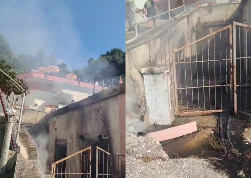 Zjarr në zonën e Ujit të Ftohtë në Vlorë, përfshihet nga flakët një kabinë e ujësjellësit (VIDEO)