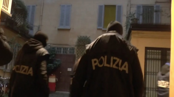 Iu gjetën materiale ekstremiste në telefon dhe kompjuter, arrestohet 16-vjeçari italian për propagandë xhihadiste