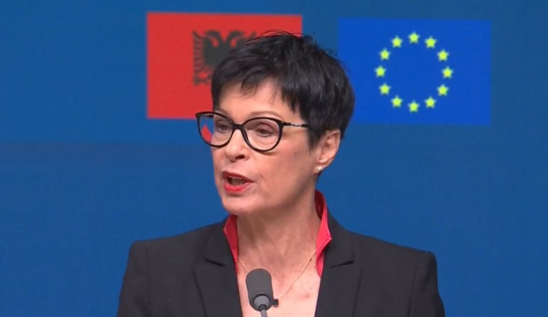 14:26 “Viti 2026, rekord për zgjerimin e BE-së”, Marta Kos: Shqipëria ka kaluar kriterin për sundimin e ligjit
