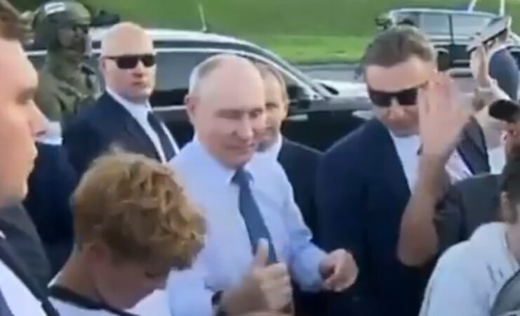 “Mos u afroni dritareve, mos dilni në rrugë”/ Alarm në qytetin e tretë më të madh të Rusisë për vizitën e Putinit