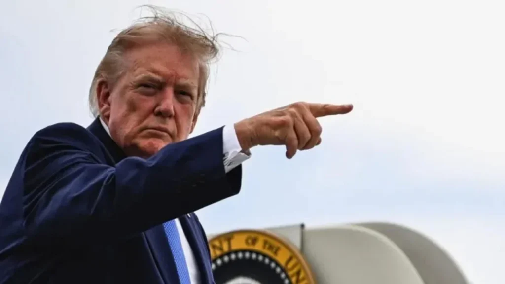 Trump nderohet në mënyrë të veçantë/ Autostrada në Marok merr emrin e tij, reagon Presidenti amerikan: Shpresoj ta përshkoj këtë rrugë së shpejti