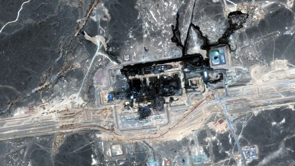 Sulmet me dron mbyllën naftësjellësin kryesor të Arabisë Saudite, rrezik për tregun global të naftës