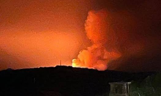 Shpërthim në një depo armësh në Bullgari/ Zjarri përfshin magazinat e EMCO, incidenti i dytë brenda pak javësh (VIDEO)
