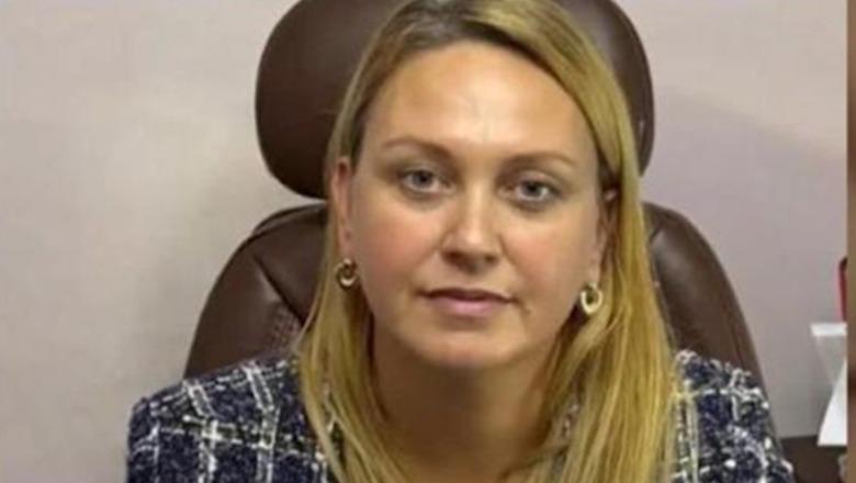 10:56 Akuzohet për përvetësimin e 700 mijë eurove nga Posta Shqiptare, lirohet nga burgu ish-drejtoresha, Elisabeta Mataj