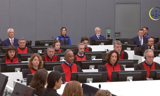 11:02 Verdikti në Hagë, Smith: 385 persona u ndaluan arbitrarisht nga anëtarët e UÇK-së