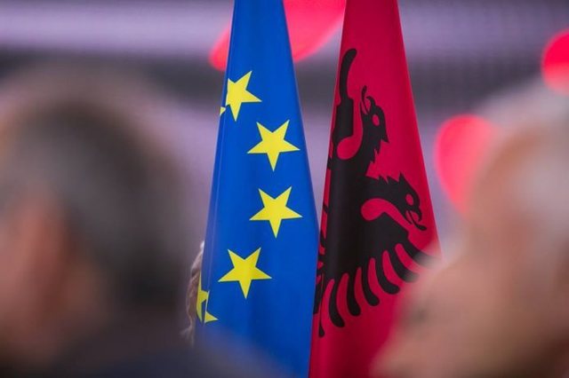 13:00 Detaje nga agjenda/ Nesër mblidhet Komiteti i Stabilizim Asociimit BE-Shqipëri