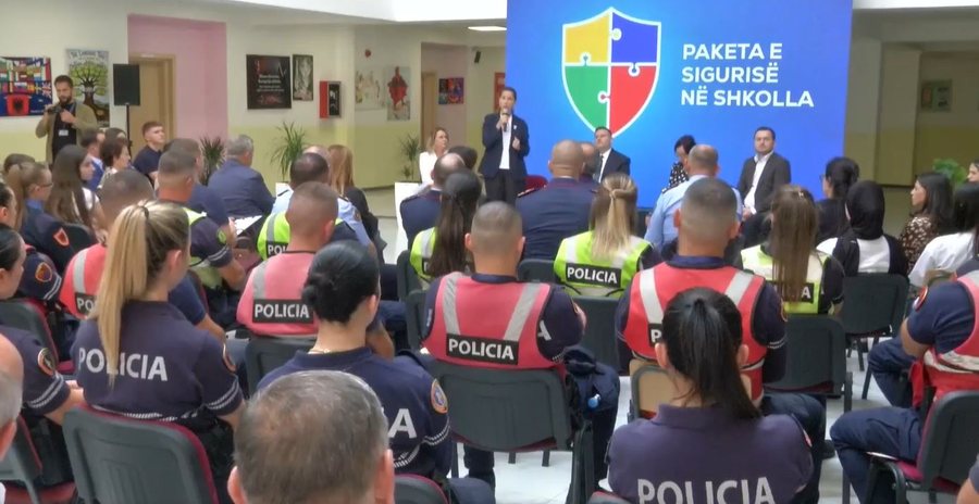 4 ministra në Kamëz për sigurinë në shkolla, Demo: Zero tolerancë ndaj çdo rreziku për fëmijët
