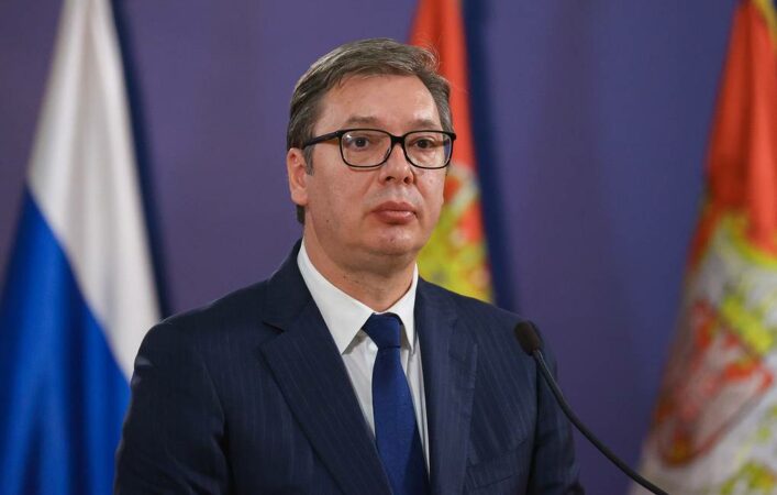 11:20 Vuçiç shpërndan Kuvendin pas muajsh protestash, Serbia shkon në zgjedhje të parakohshme më 25 tetor