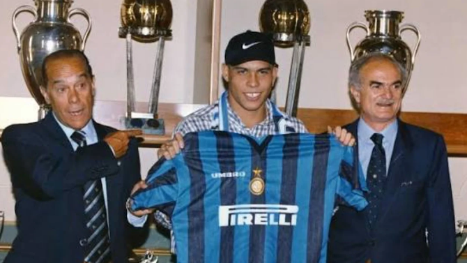 Sandro Mazzola, një jetë me Interin: Nga legjenda e “San Siros” te drejtuesi që solli në klub yje si Ronaldo