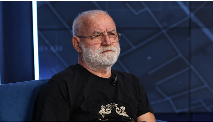 “Humori, Parlamenti apo qeveria: Kush të bën të qeshësh më shumë?”