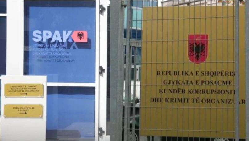 08:58 Bllokimi i rrogave të magjistratëve, shkon në SPAK drejtoresha e Thesarit! Kuvendi u dha 9 herë më pak nga sa kërkuan