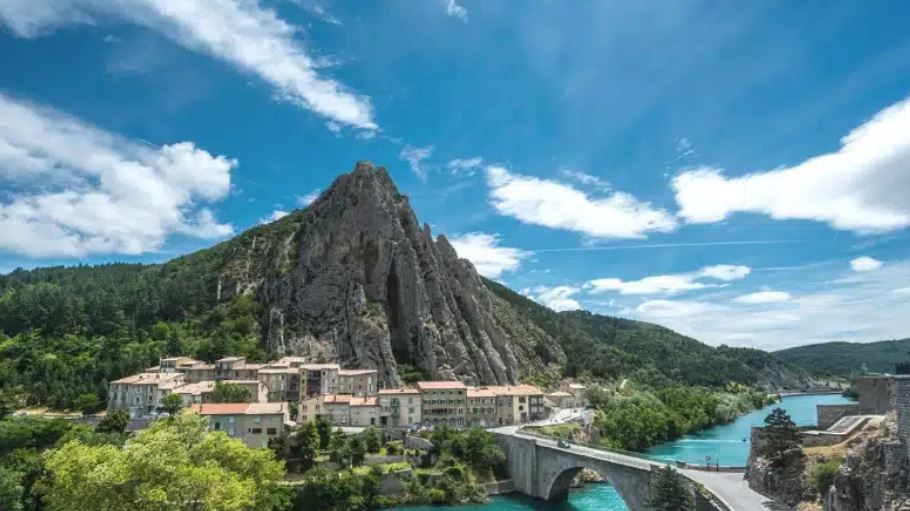Lonely Planet zbulon destinacionet më të mira për 2027