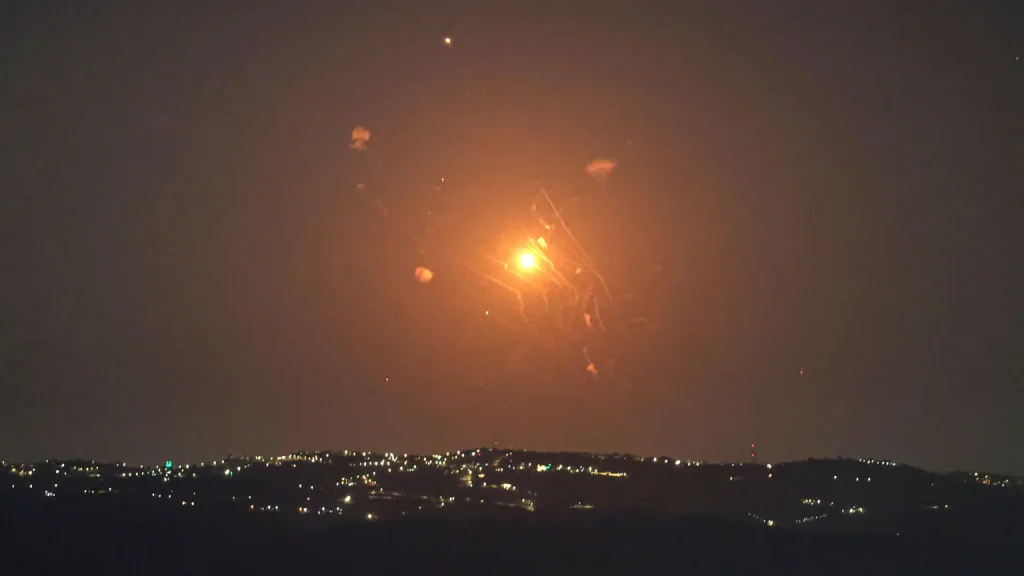 SHBA godet pesë cisterna iraniane, Irani kundërpërgjigjet me raketa drejt një baze amerikane në Jordani