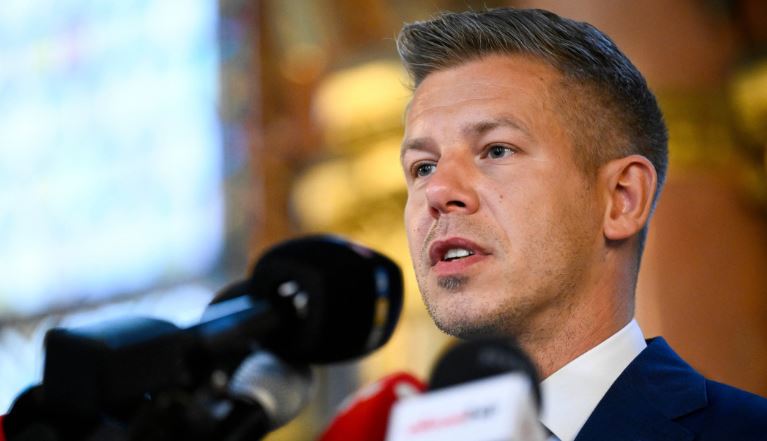 Në 2024-ën hodhi telefonin e një personi në Danub, Prokurorët hungarezë kërkojnë heqjen e imunitetit të Magyar