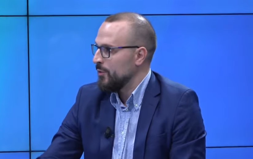 21 37 Thaçi kurban i Hagës  Loli  Dikush duhet të paguajë për padrejtësinë  fatkeqësisht diçka negative do 
