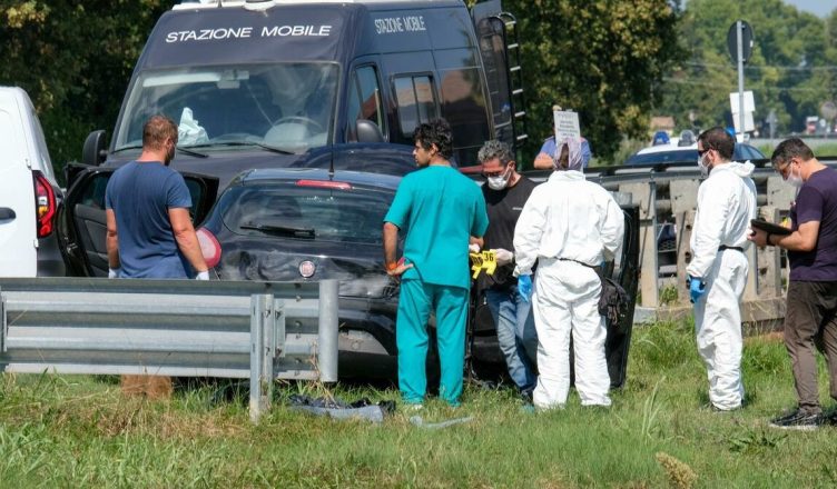 14:25 Ekzekutohet 35-vjeçari shqiptar në Itali, u gjet me duar të lidhura në bagazhin e një makine! Dyshohet larje hesapesh për trafikun e drogës (EMRI)