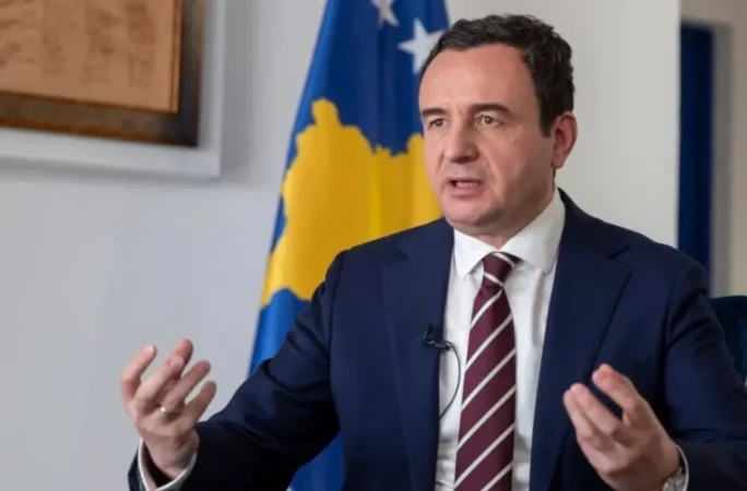 “Albin Kurti shkul timonin e autobusit”, pedagogu Zekthi: Kosova duhet të ketë një qeverisje model