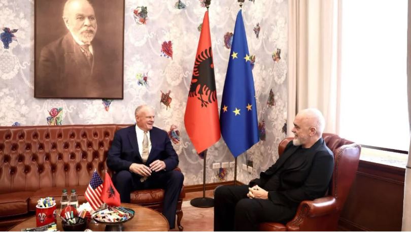 10:29 Eric Wendt nis detyrën, Ambasadori i SHBA-së takohet me Ramën në Kryeministri