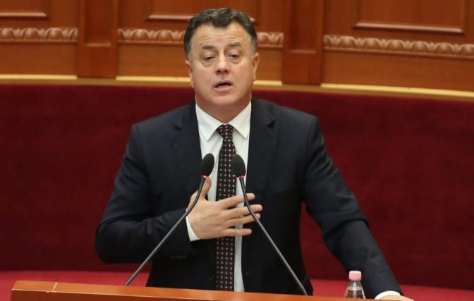 11:35 Audioja e Ahmetajt “trazon” shëndetësinë, Noka: Rama po përsërit modelin “KAYO”