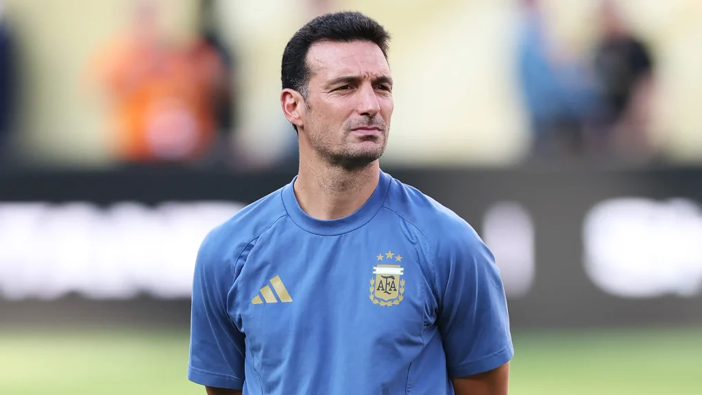 Mungon vetëm firma, zbulohet e ardhmja e trajnerit Scaloni