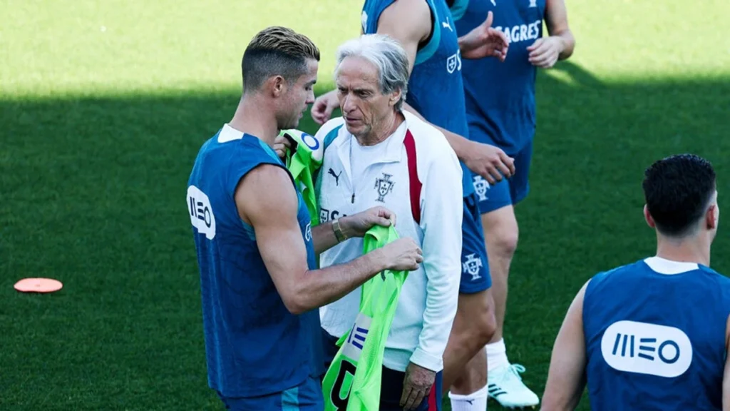 Ronaldo dhe trajneri i Portugalisë sqarojnë situatën pas tensionit në Ligën e Kombeve