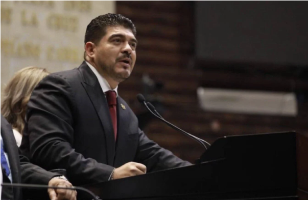 E rëndë në Meksikë, deputeti 42-vjeçar gjendet i vdekur në makinën e tij