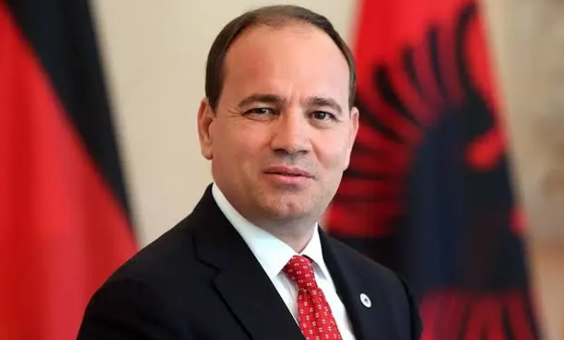 “Ishe ashtu siç kishe emrin”, Leskaj kujton Presidentin Bujar Nishani: Na mungon të gjithëve në Partinë Demokratike