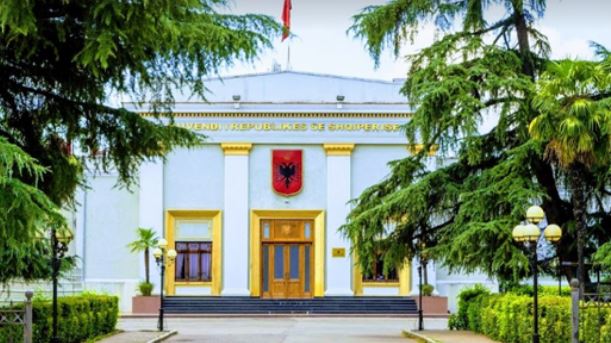 Parlamenti rikthehet më 8 shtator pas më shumë se 3 muajsh protesta kundër qeverisë, zbardhet rendi i ditës