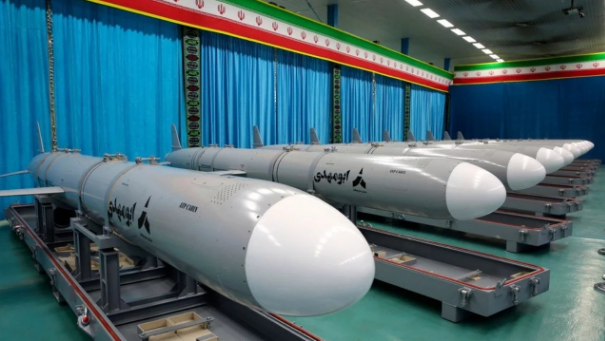 Analiza e ‘Financial Times’: Rusia po ndihmon fshehurazi Iranin të zhvillojë raketa hipersonike lundruese