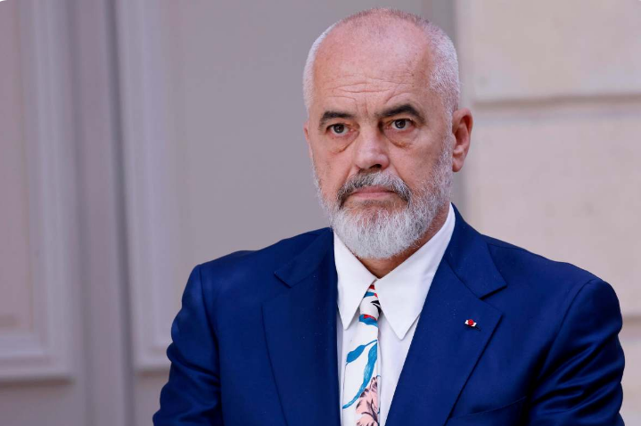 10:49 Rama mbledh sot ministrat dhe zëvendësministrat në Vilën e Kuqe! Ja çfarë do diskutohet