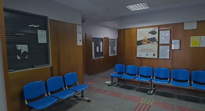 Pagat e drejtësisë! Gjykata e Vlorës pezullon seancat, shërbimet për qytetarët të kufizuara