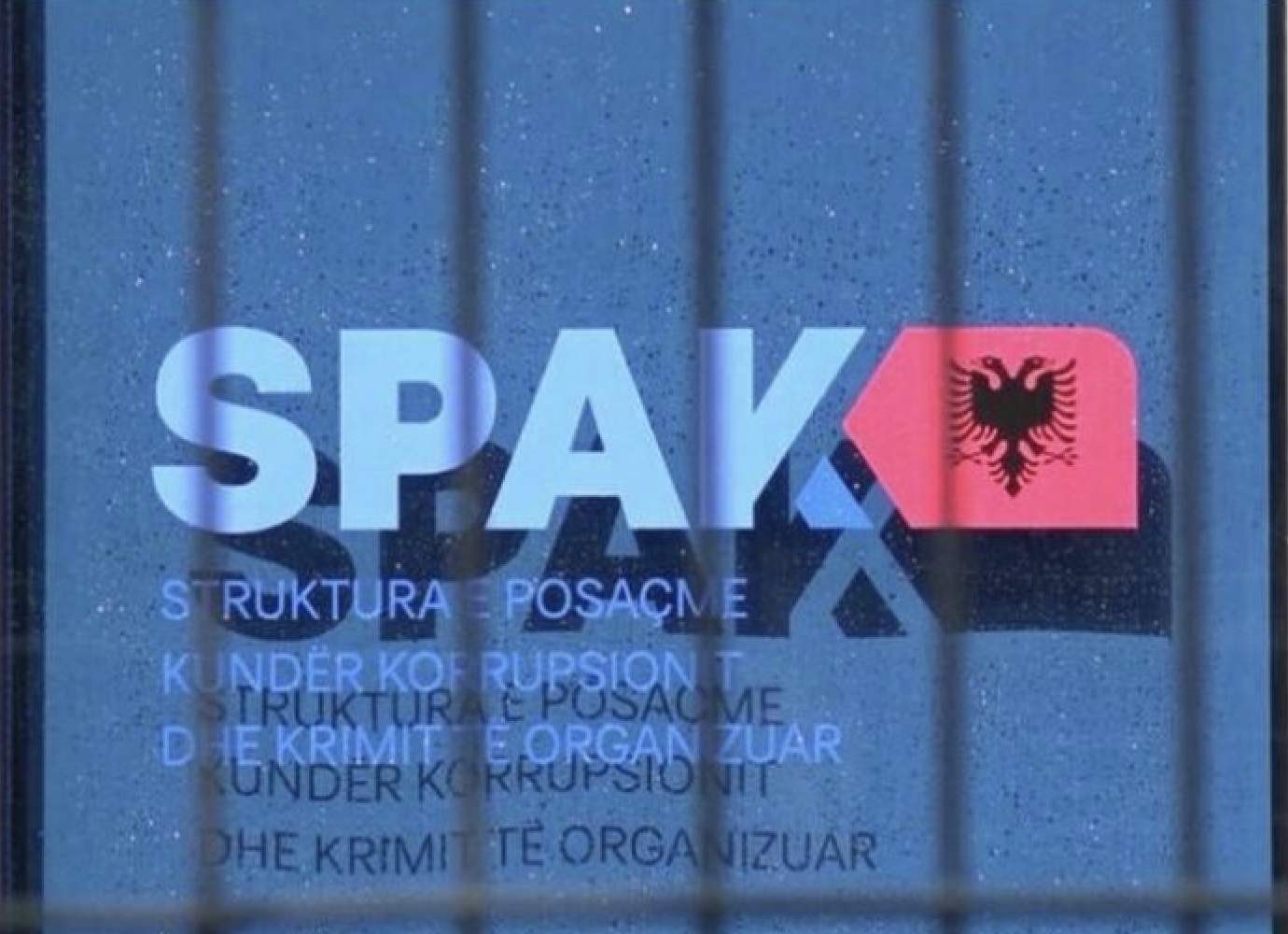 11:25 Shtyhet seanca për ish presidentin Ilir Meta dhe Monika Kryemadhi, çfarë deklaruan avokatët e tyre