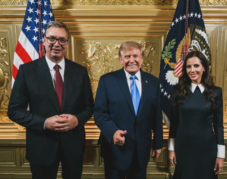 Bashkëshortja e Vuçiç poston foton me Trump: Ia vlente të prisje 10 ditë