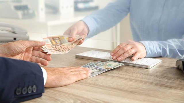 Monedhat e huaja thellojnë rënien/ Kursi i këmbimit, 7 tetor 2026