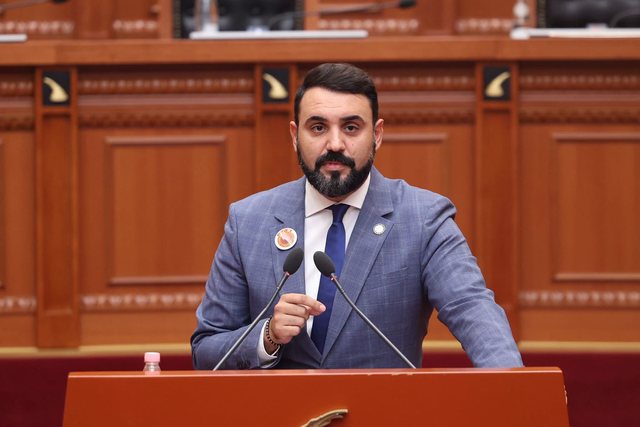 Shkresë urgjente drejtuar komisariateve/ Këlliçi: Rama u kujtua pas 13 ditësh se duhet respektuar ligji