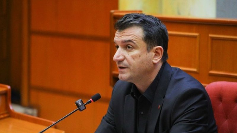 08:45 Pse u transferua Veliaj në burgun e Fierit? Gazetarja zbulon çfarë do të ndodhë gjatë 10 ditëve të ardhshme