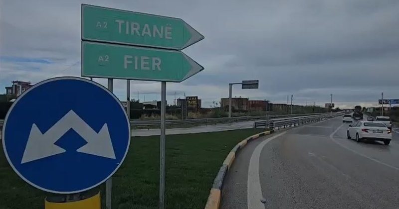 11:25 Protesta/ 450 militantë nga Vlora, Himara dhe Saranda nisen drejt Tiranës